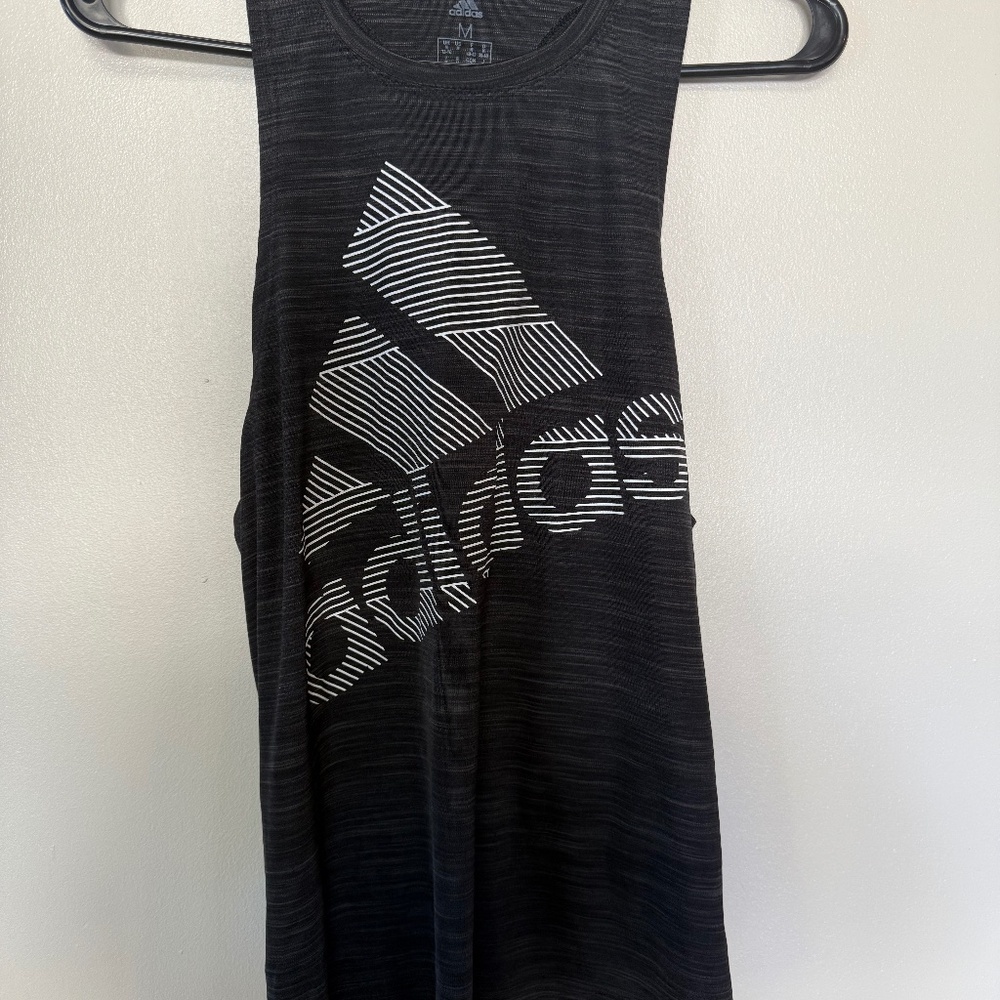 Adidas black & white racerback athletic tank top - Sz M